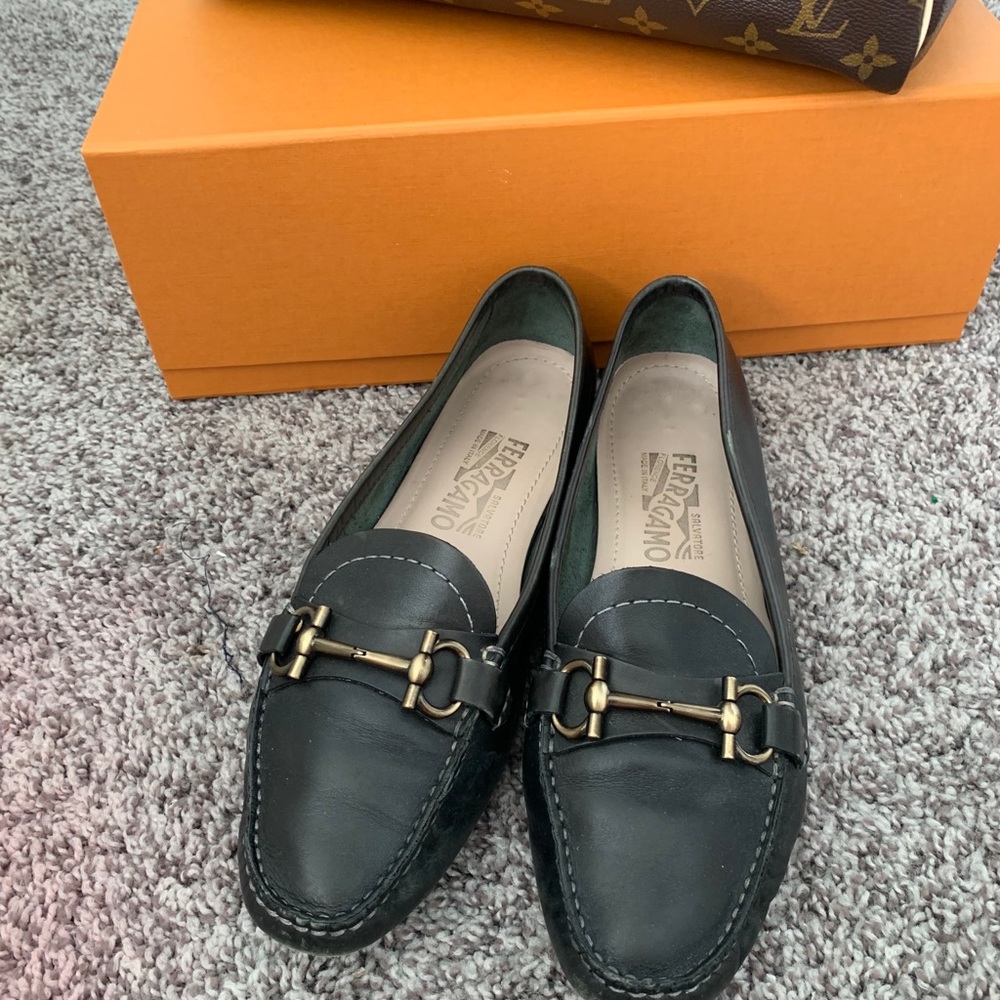 Salvatore Ferragamo Loafers - Picture 3 of 9